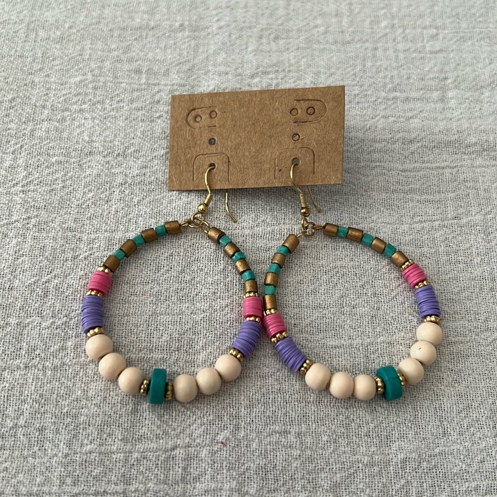 3/$15 or 4/$20 
Beaded hoop earrings